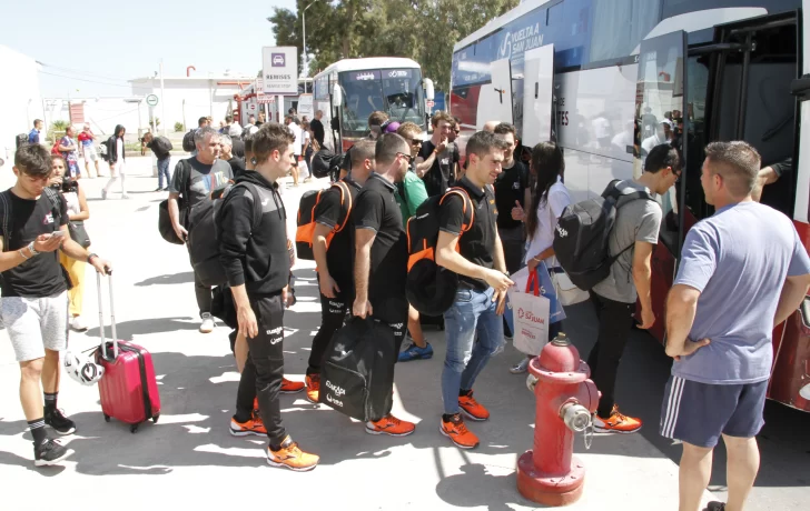 Sólo falta el banderazo inicial Sólo falta el banderazo inicial