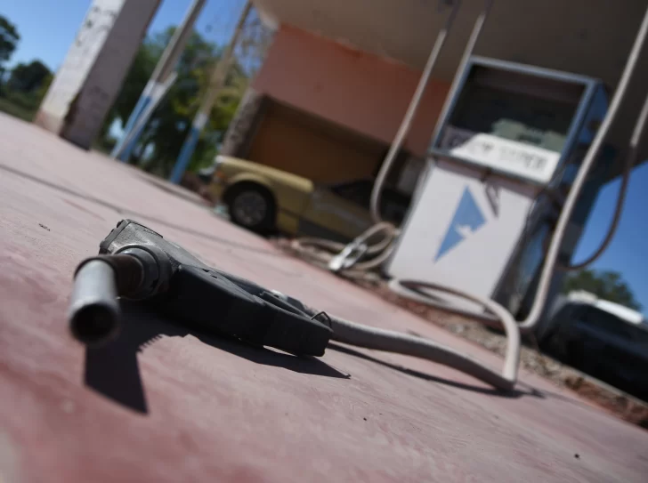 Combustible en San Juan: estacioneros ya venden por cupo y dicen que “la situación va a empeorar”