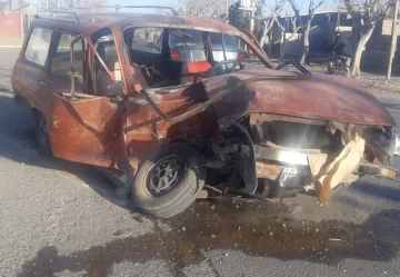 Fuerte choque con dos heridos Fuerte choque con dos heridos