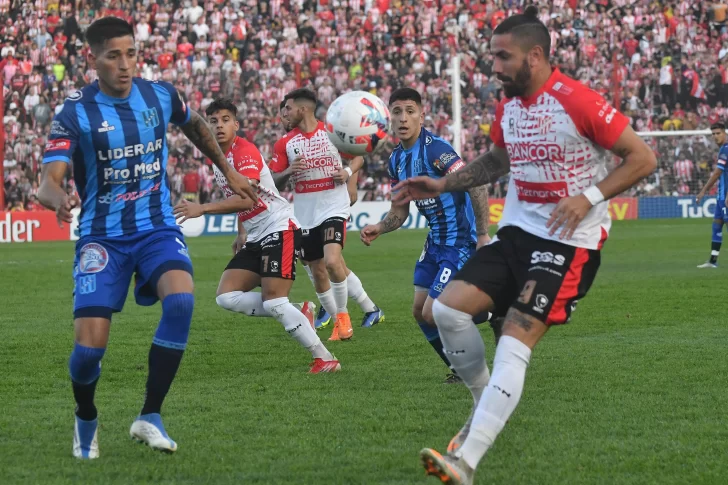 Instituto no afloja su paso