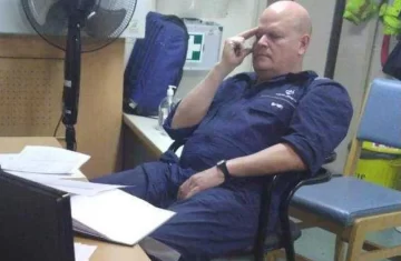 Marinero mata a 2 compañeros de buque Marinero mata a 2 compañeros de buque