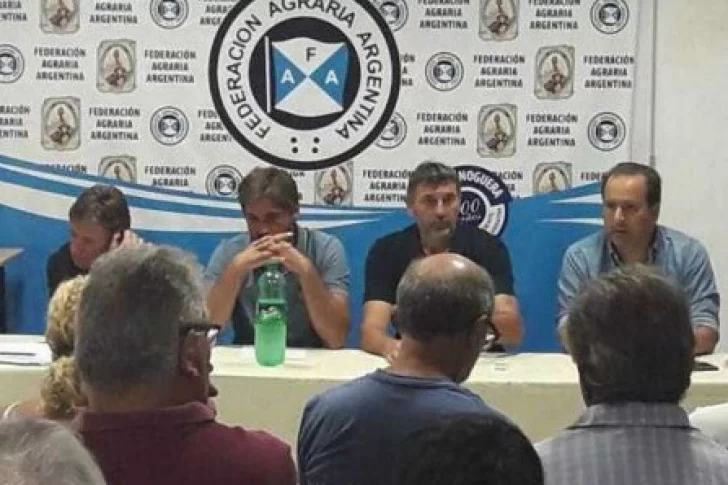 Tensión con agropecuarios por posible suba de las retenciones