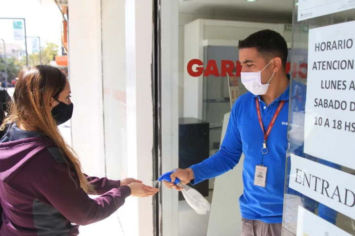 Una encuesta a los comerciantes reveló que el 56% no quiere el horario corrido