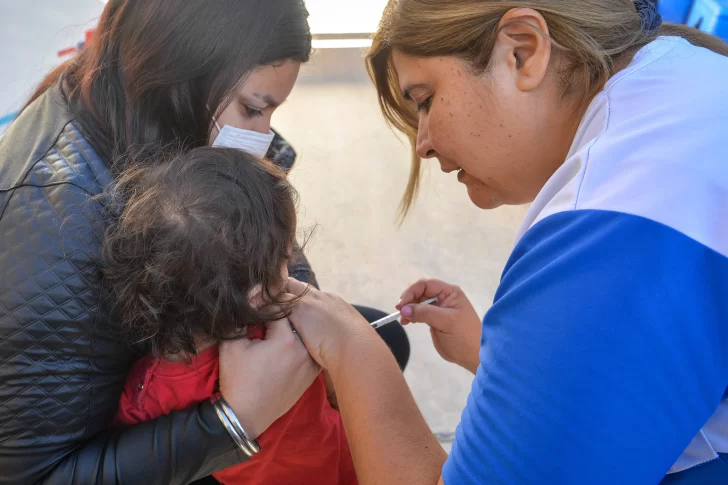 Covid: el 1 de agosto empiezan a vacunar a los más pequeños en el Gran San Juan y el 2, en el interior