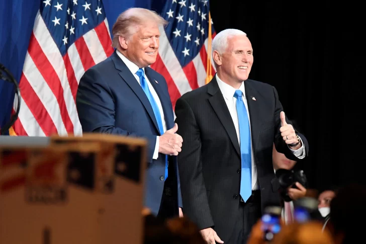Trump y Pence son nominados formalmente como candidatos