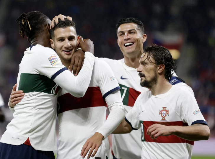 España perdió con Suiza y Portugal lo pasó España perdió con Suiza y Portugal lo pasó