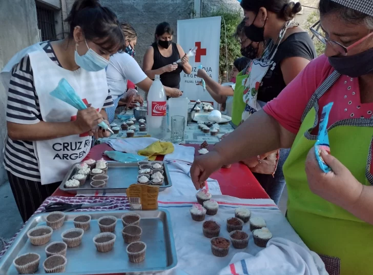 La Cruz Roja enseña oficios para que desempleados puedan salir adelante