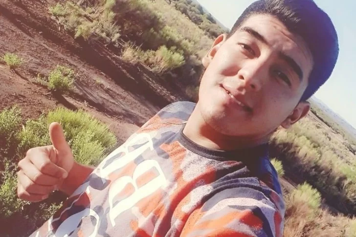 El insólito fin de 2 amigos que bebían juntos y murieron al chocar de frente en sus motos