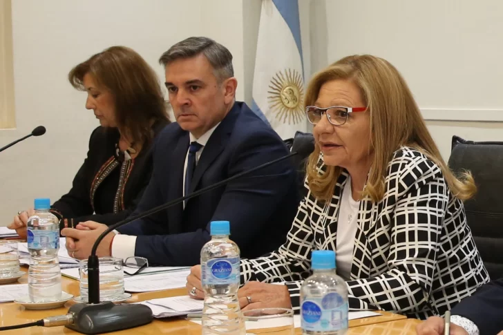 Gobierno mira la duración de la cuarentena en AMBA por su impacto económico