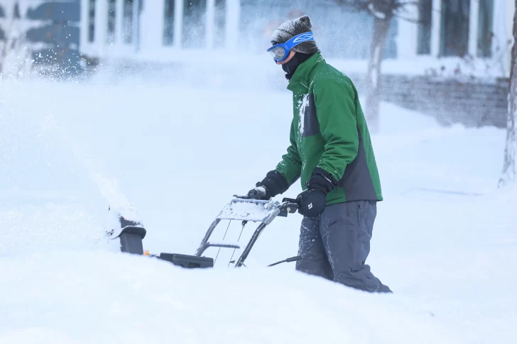 Calculan que ya hay unos 30 muertos por temporal