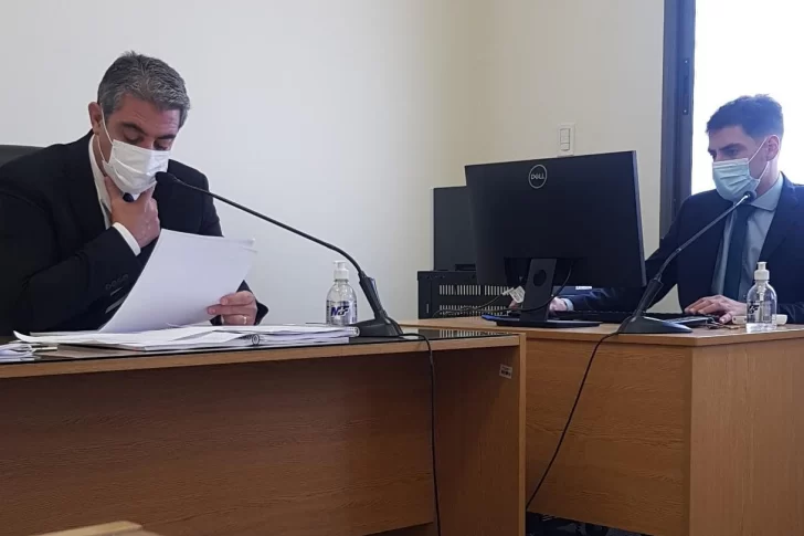 Su primera condena, a 7 años de cárcel, por asaltar con un arma en un estudio contable