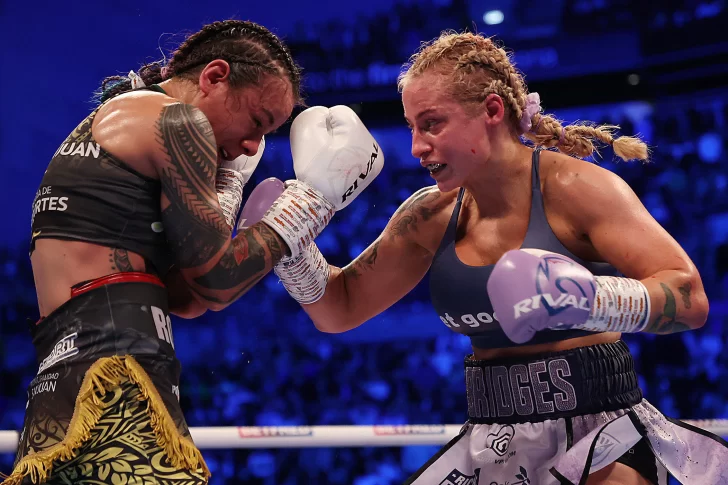 Román peleó mal y perdió bien