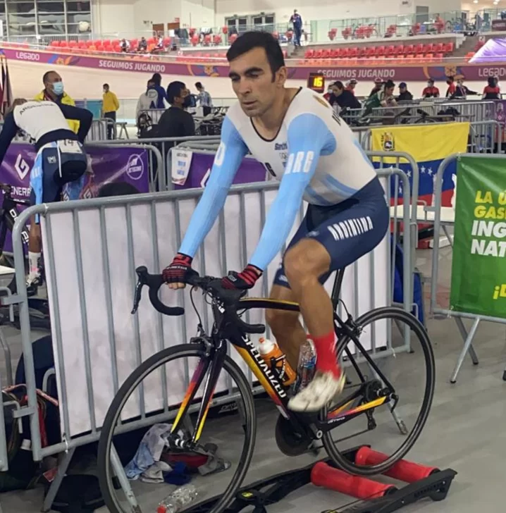 Ramos y Aguirre van por medallas en Perú