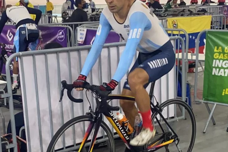 Ramos y Aguirre van por medallas en Perú