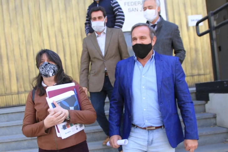 Bloquismo: por incumplir una orden judicial, piden sanciones contra Graciela Caselles