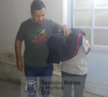 Detienen a un motochorro Detienen a un motochorro