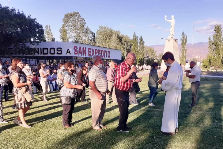 Realizarán al menos tres procesiones para rendirle honor a San Expedito