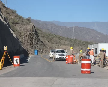 Crece la construcción luego de 14 meses a puras caídas Crece la construcción luego de 14 meses a puras caídas