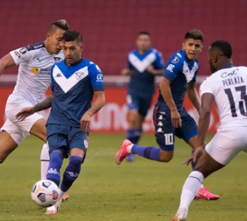 A Vélez se le complicó A Vélez se le complicó