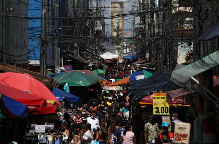 Brasil se asegura la compra de 100 millones de vacunas Brasil se asegura la compra de 100 millones de vacunas