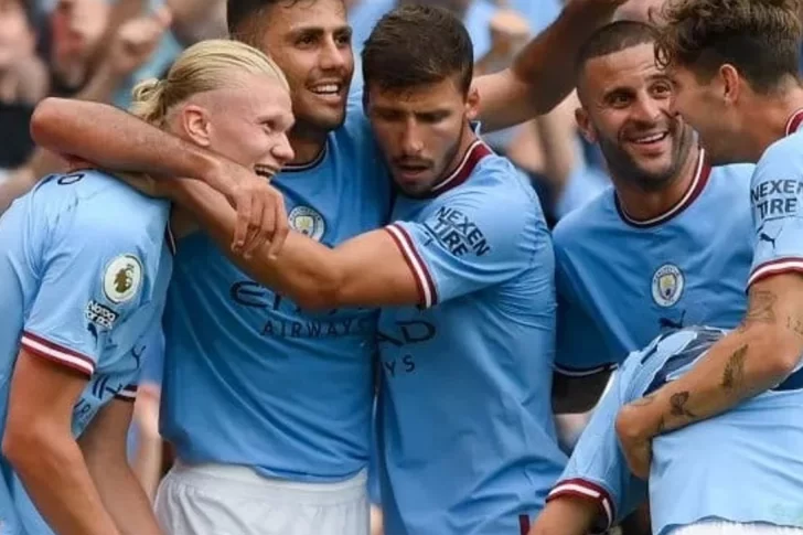 Goleada del Liverpool y remontada del City