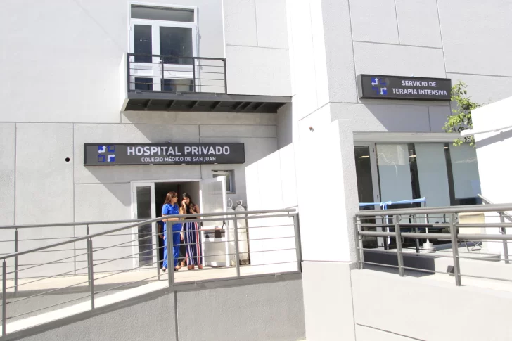 Internados con Covid: estiman que 1 de cada 7 pacientes está en el área privada