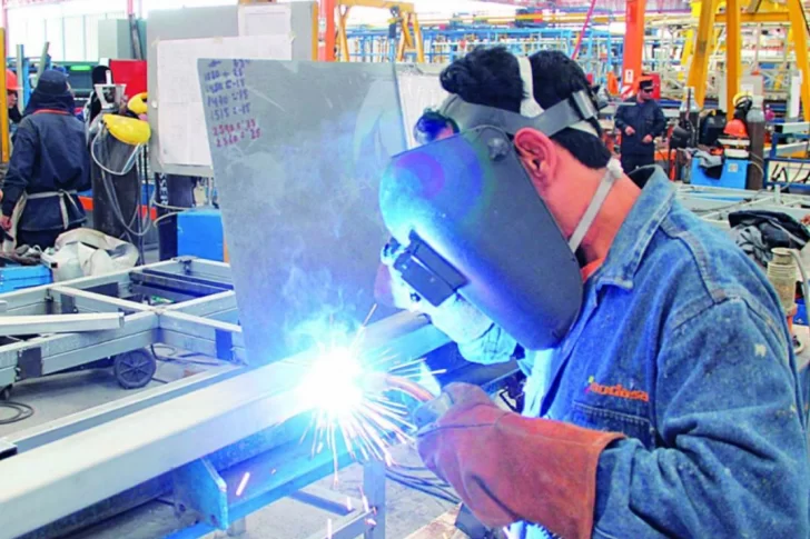 Preocupa a empresas un cambio que llevará a que paguen más impuestos