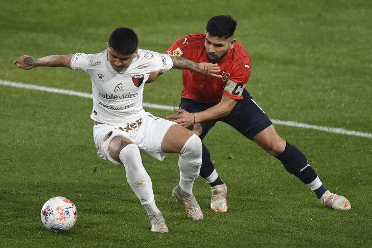 Independiente goleó y manda