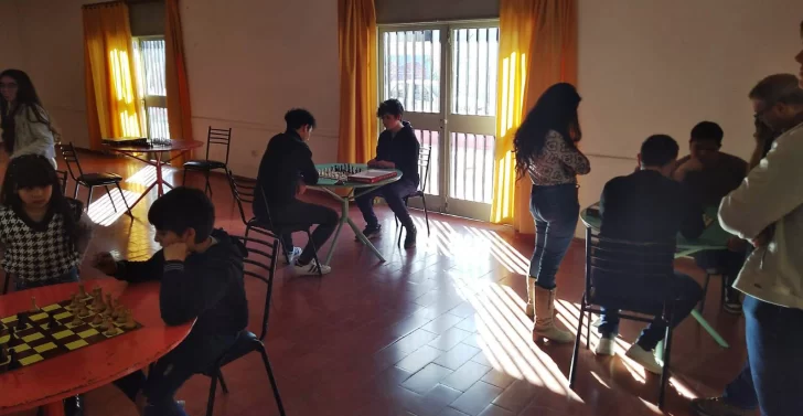 La unión vecinal que se transformó en un club de ajedrez para los chicos del barrio La unión vecinal que se transformó en un club de ajedrez para los chicos del barrio
