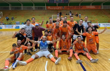 Huarpes goleó y jugará el Nacional