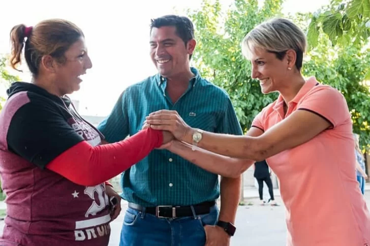 El líder y una integrante del Frente Con Vos, envueltos en diferentes escándalos