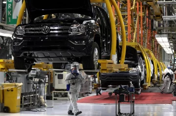 Histórica caída de la economía en abril por la pandemia: 26,4% Histórica caída de la economía en abril por la pandemia: 26,4%