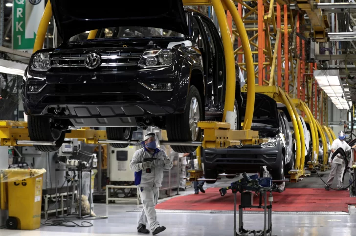 Histórica caída de la economía en abril por la pandemia: 26,4% Histórica caída de la economía en abril por la pandemia: 26,4%