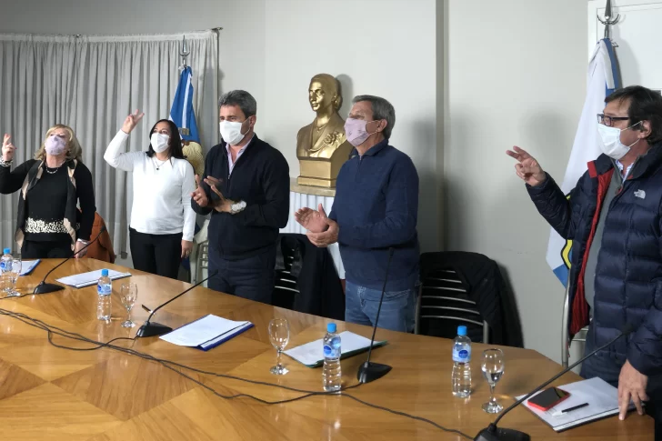 Para Uñac, lo ideal es que el oficialismo vaya a interna con dos listas