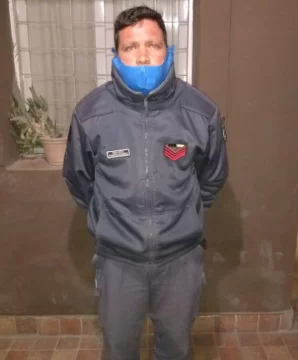 Detienen a un penitenciario que discutió con su pareja y la quemó con agua caliente Detienen a un penitenciario que discutió con su pareja y la quemó con agua caliente