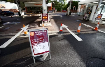 La falta de mano de obra golpea la vida cotidiana en Gran Bretaña