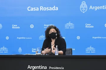 Con un récord absoluto de casos, reducen los plazos de aislamiento