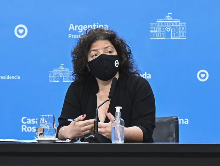 Estudiarán eliminar el aislamiento para contactos estrechos con vacunación completa