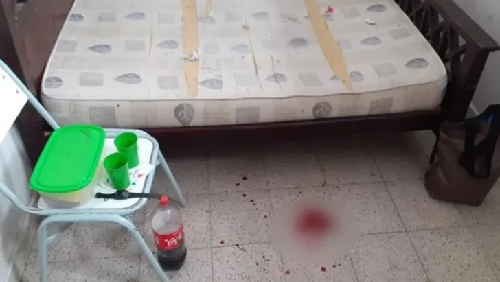 Preso pidió un “último beso” a su ex pareja e intentó degollarla durante una visita en la cárcel Preso pidió un “último beso” a su ex pareja e intentó degollarla durante una visita en la cárcel