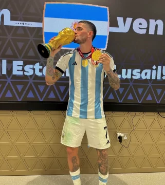 De Paul, entre lágrimas: “Es una alegría que no puedo explicar” De Paul, entre lágrimas: “Es una alegría que no puedo explicar”