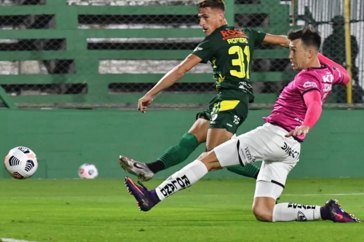 Con la clasificación asegurada, Defensa igualó con Independiente del Valle