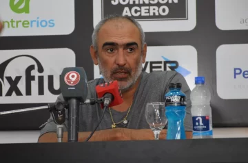 Iván Delfino dejó de ser el técnico de Patronato Iván Delfino dejó de ser el técnico de Patronato