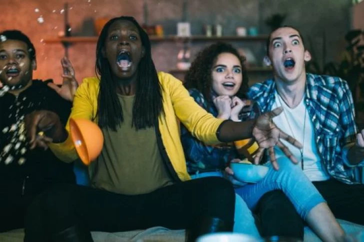 “Tus amigos son unos secos”: un ladrón le robó la cuenta de WhatsApp a un carnicero pero se la devolvió