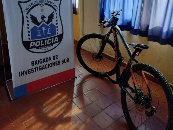 Secuestraron una bicicleta robada hace dos meses: hay una persona detenida Secuestraron una bicicleta robada hace dos meses: hay una persona detenida