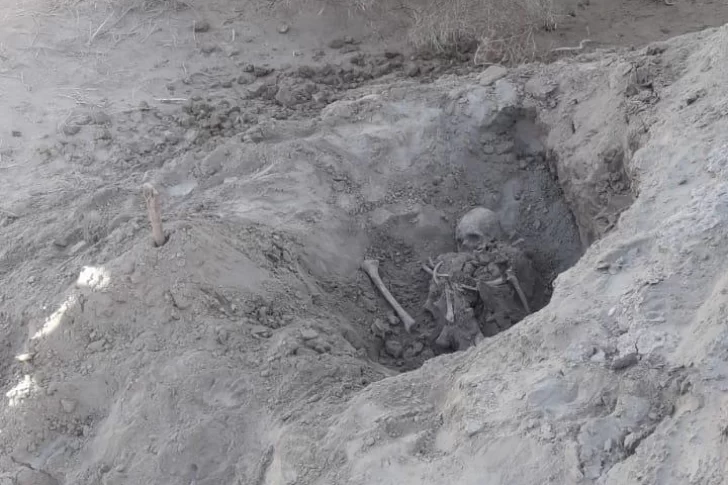 Hallaron restos óseos en Playa Hermosa, del Dique de Ullum