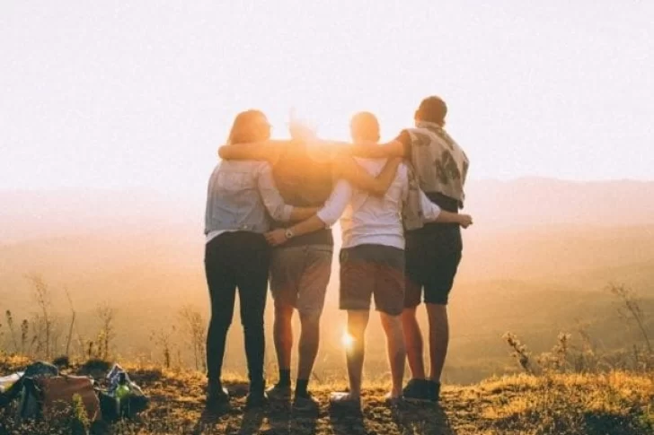 Por qué se celebra este 20 de julio el Día del Amigo