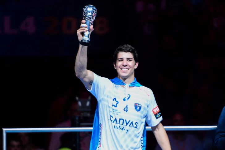 Diego Simonet, campeón de la Champions League de handball