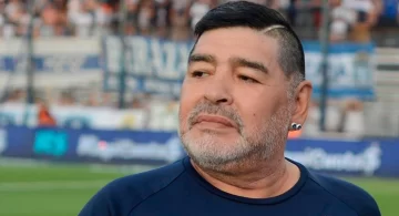Maradona fue aislado tras tener contacto estrecho con un caso sospechoso de coronavirus