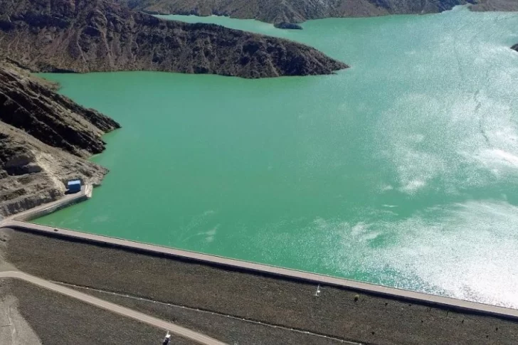 Tres ofertas para construir el Dique Tambolar