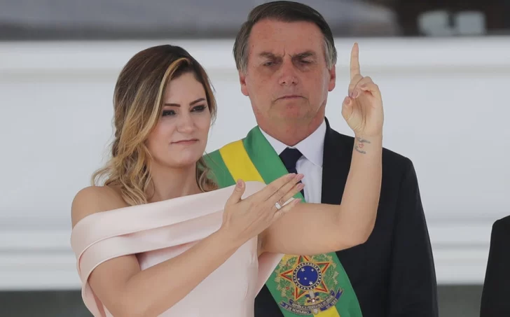 Murió por Covid-19 la abuela de la esposa de Bolsonaro Murió por Covid-19 la abuela de la esposa de Bolsonaro